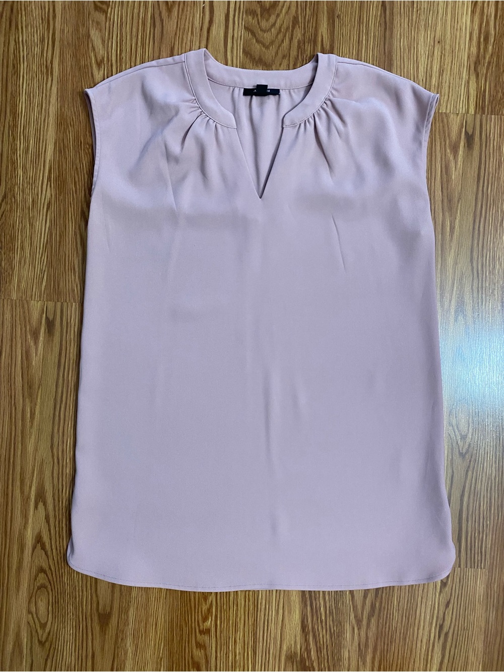 Alfani Blush Pink Sleeveless Split V-Neck Blouse